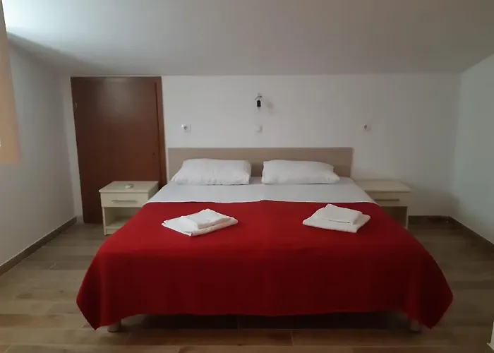 I Sobe Grga Starigrad Paklenica