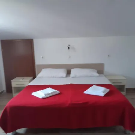 I Sobe Grga Apartment *