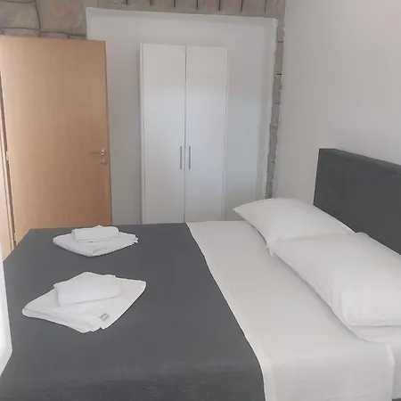 I Sobe Grga アパート